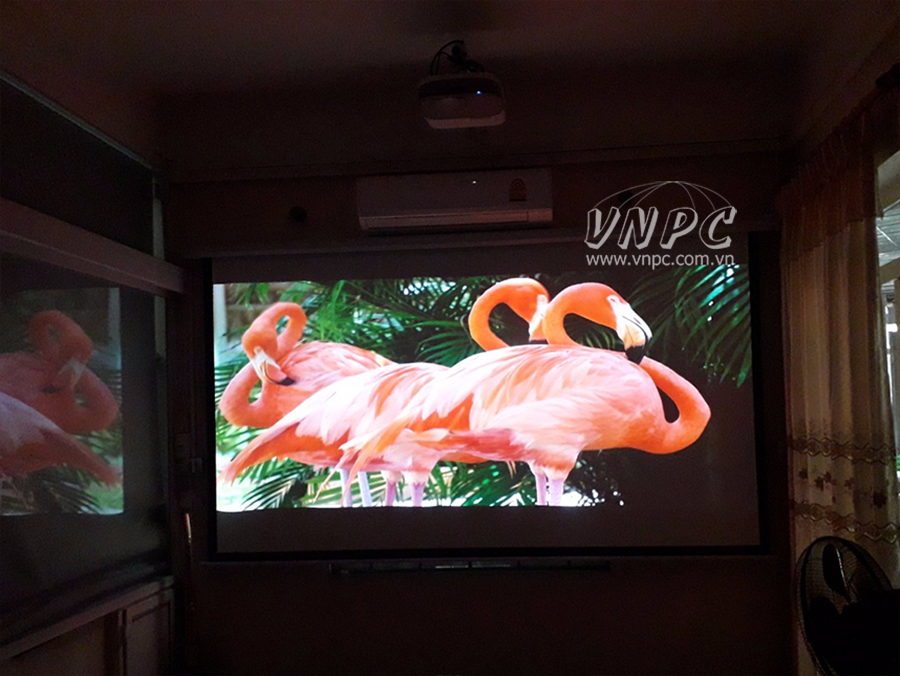 Lắp máy chiếu phim Viewsonic PX800HD tại quận Hoàng Mai