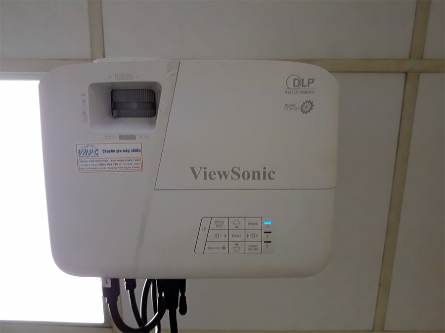 Lắp đặt máy chiếu Viewsonic PA503X tại huyện Bình Chánh