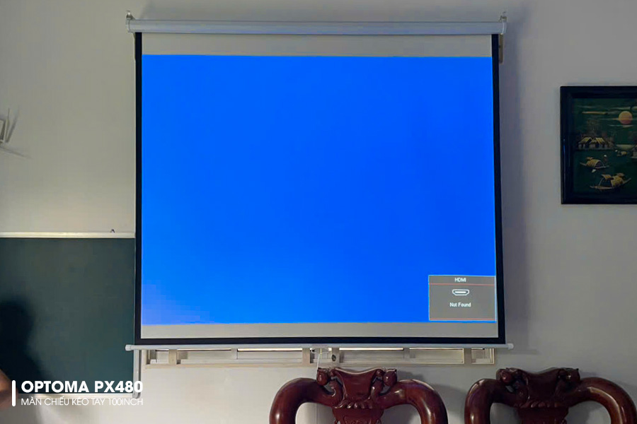 Lắp đặt Optoma PX480 và Màn chiếu 100inch phục vụ giảng dạy tại gia