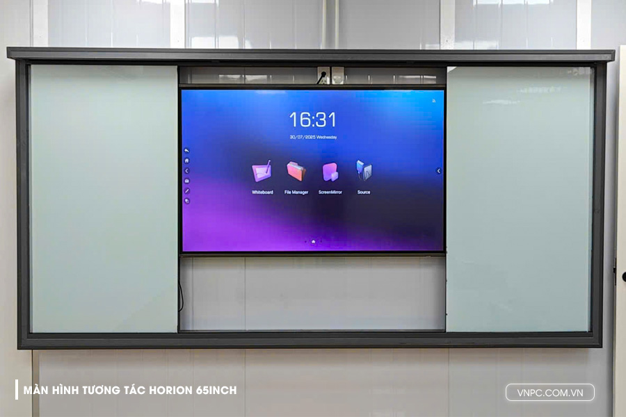Lắp đặt màn hình tương tác Horizon 65inch tại Trung tâm ngoại ngữ Hướng Dương